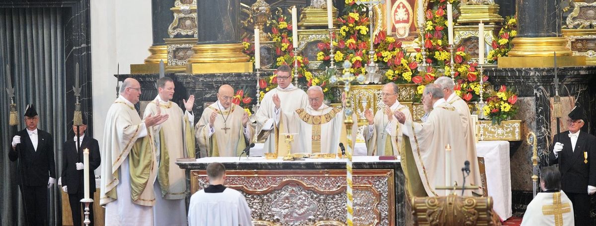 Weihbischof Kapp beging 40-jähriges Bischofsweihejubiläum