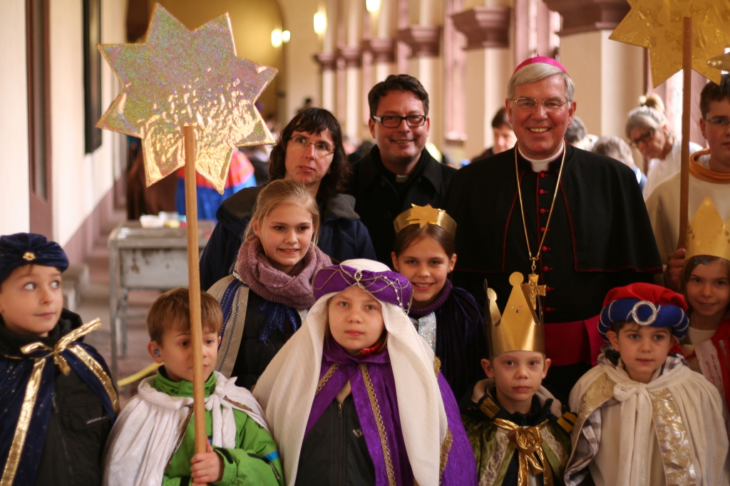 Bistum Fulda Aussendungsfeier der Sternsinger im Fuldaer Dom
