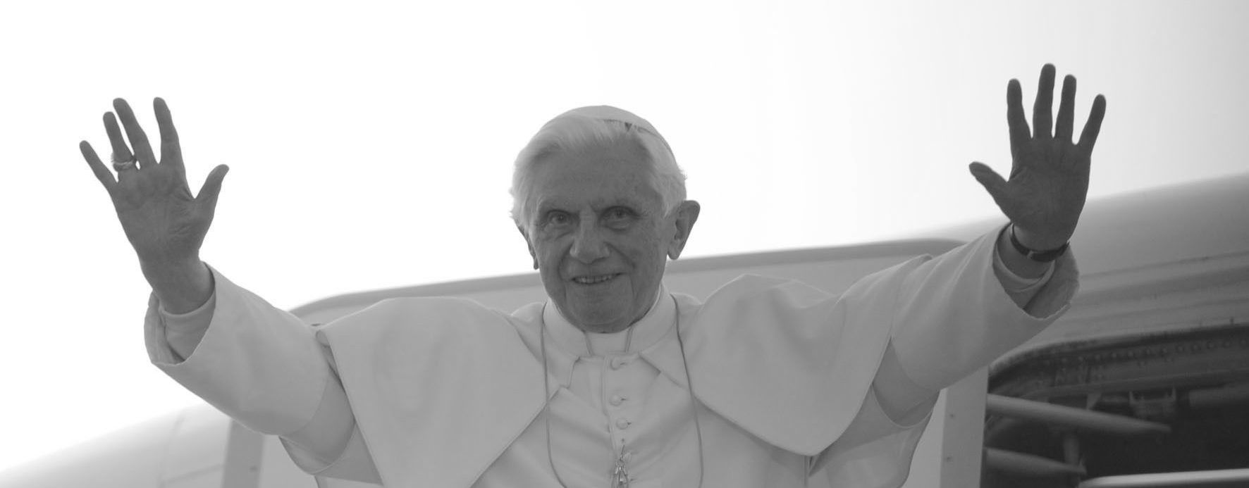 Papst Benedikt XVI. verstorben