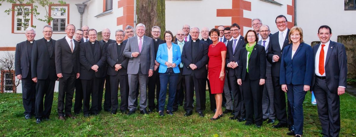 Gespräch der Hessischen Landesregierung mit den Leitungen