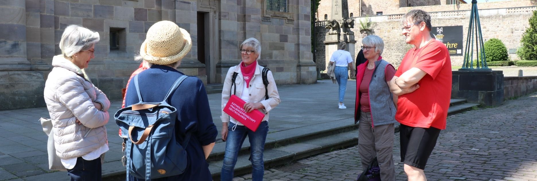 kfd-Spaziergang auf den Spuren von Lioba