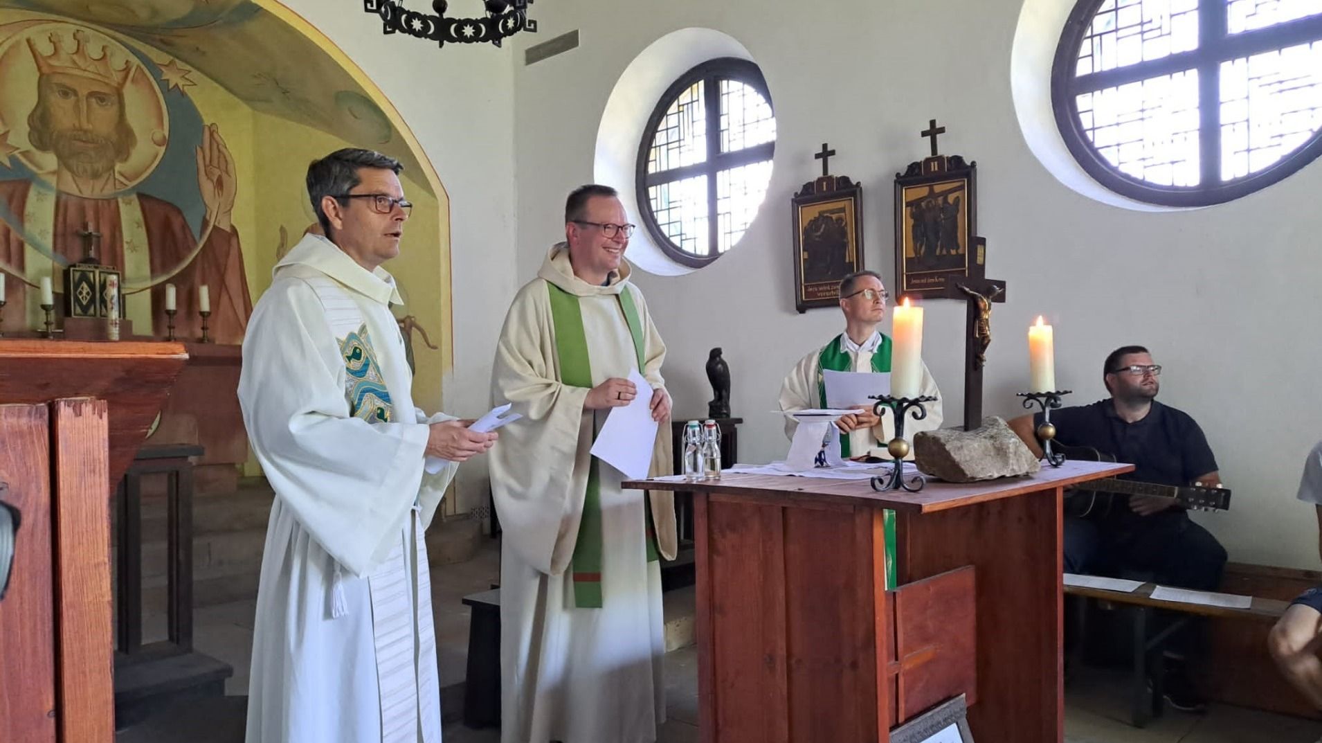 Auch ein gemeinsamer Gottesdienst stand auf dem Programm für den neuen Pastoralen Ausbildungskurs. Foto: Bistum Fulda