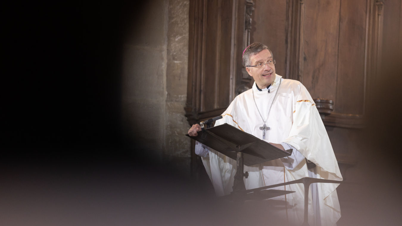 Bischof Dr. Michael Gerber, stellvertretender Vorsitzender der Deutschen Bischofskonferenz, spricht ein Grußwort © Pressestelle Erzbistum Bamberg / Dominik Schreiner