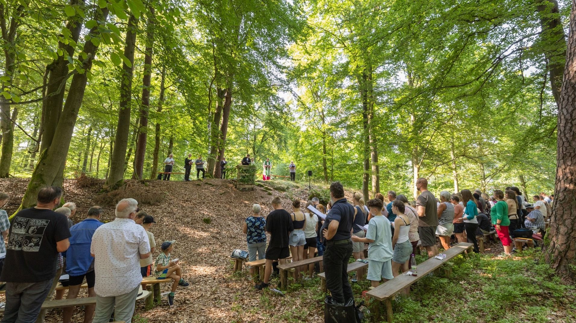 Feier zum ökumenischen Schöpfungstag in Münchhausen. Bilder: medio.tv / schauderna