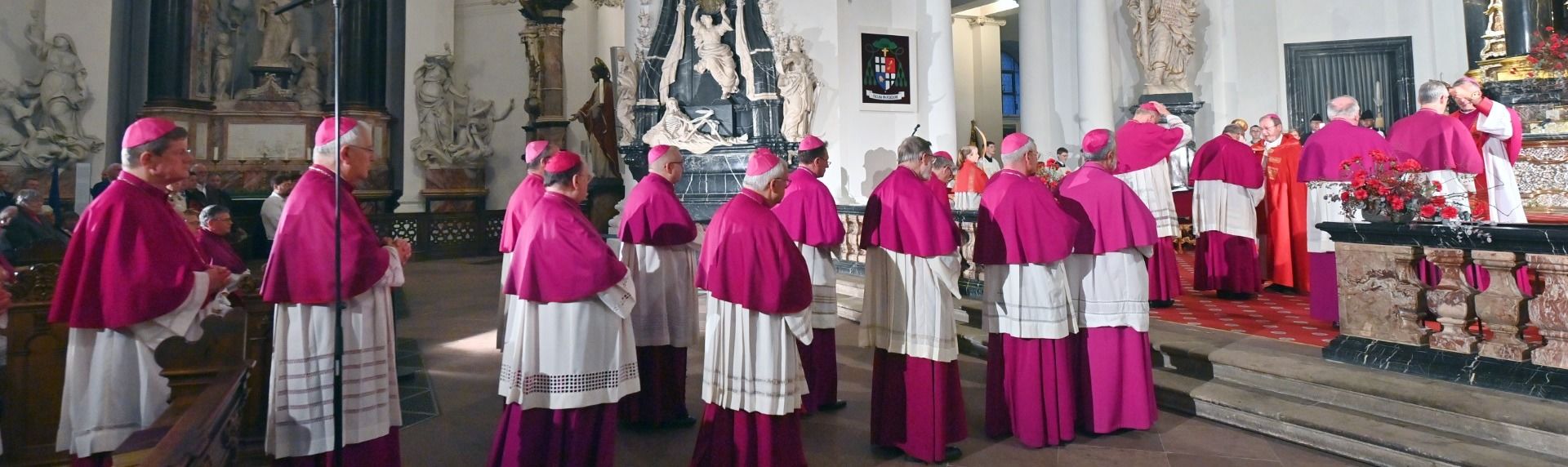 Bischofskonferenz: Schlussvesper im Fuldaer Dom. Foto: Bistum Fulda / Dr. Arnulf Müller