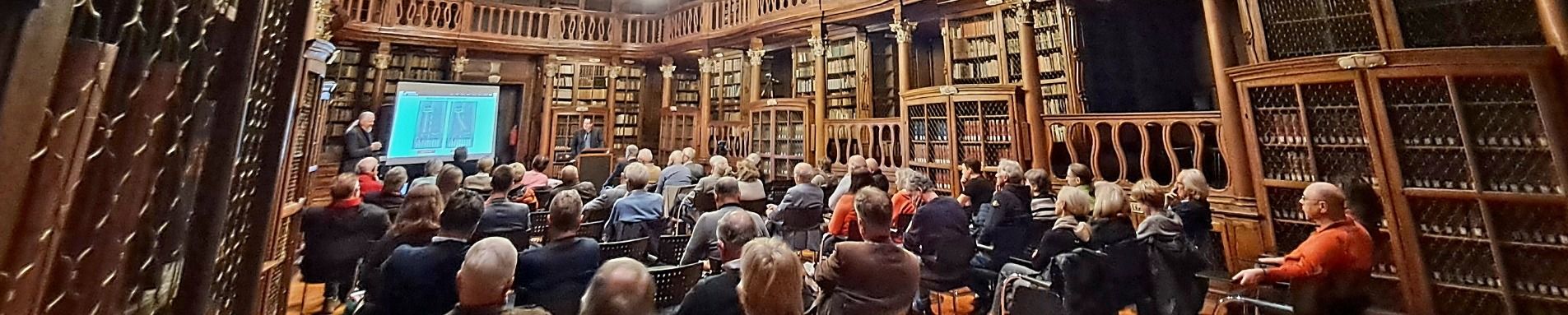 Die Veranstaltung im Auditorium maximum der Theologischen Fakultät war voll besetzt. 