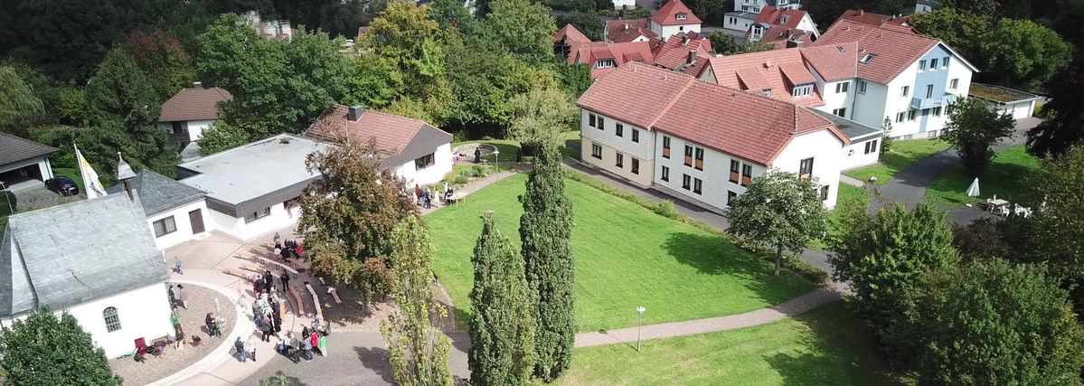 Heiligtum und Josef-Engling-Haus in Dietershausen